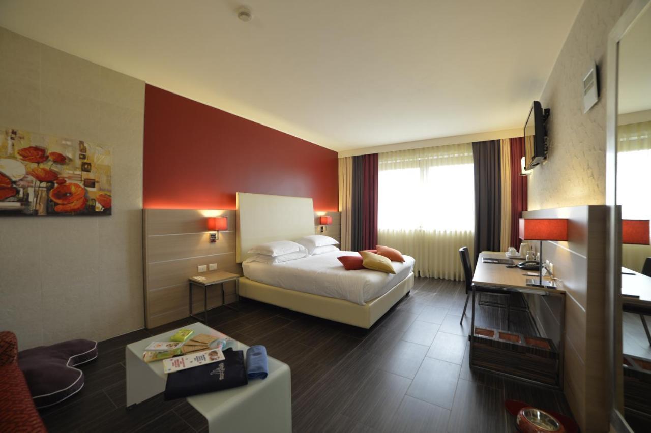 Best Western Plus Soave Hotel Сан-Боніфачо Екстер'єр фото